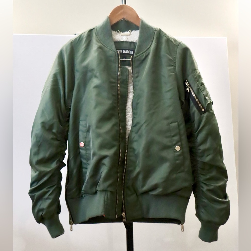 EUC Green Steve Madden Bomber Jacket Size S/P